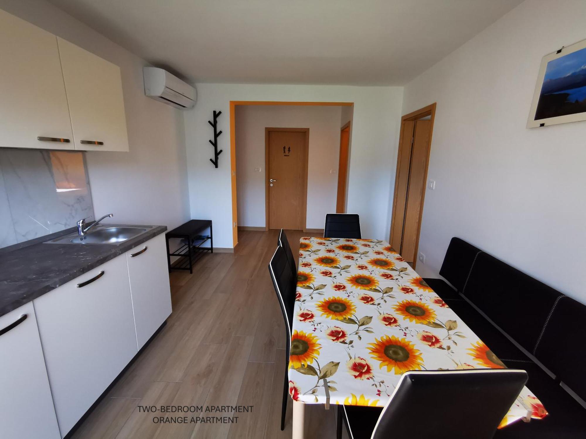 Apartment And Room Anica โทลมิน ภายนอก รูปภาพ