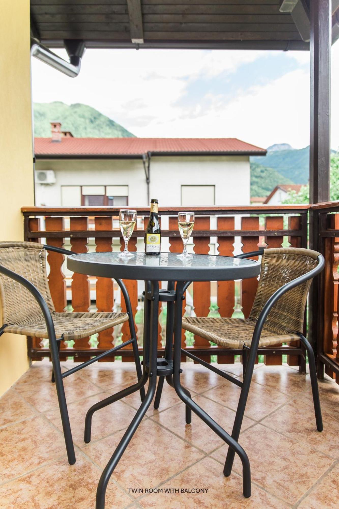Apartment And Room Anica โทลมิน ภายนอก รูปภาพ