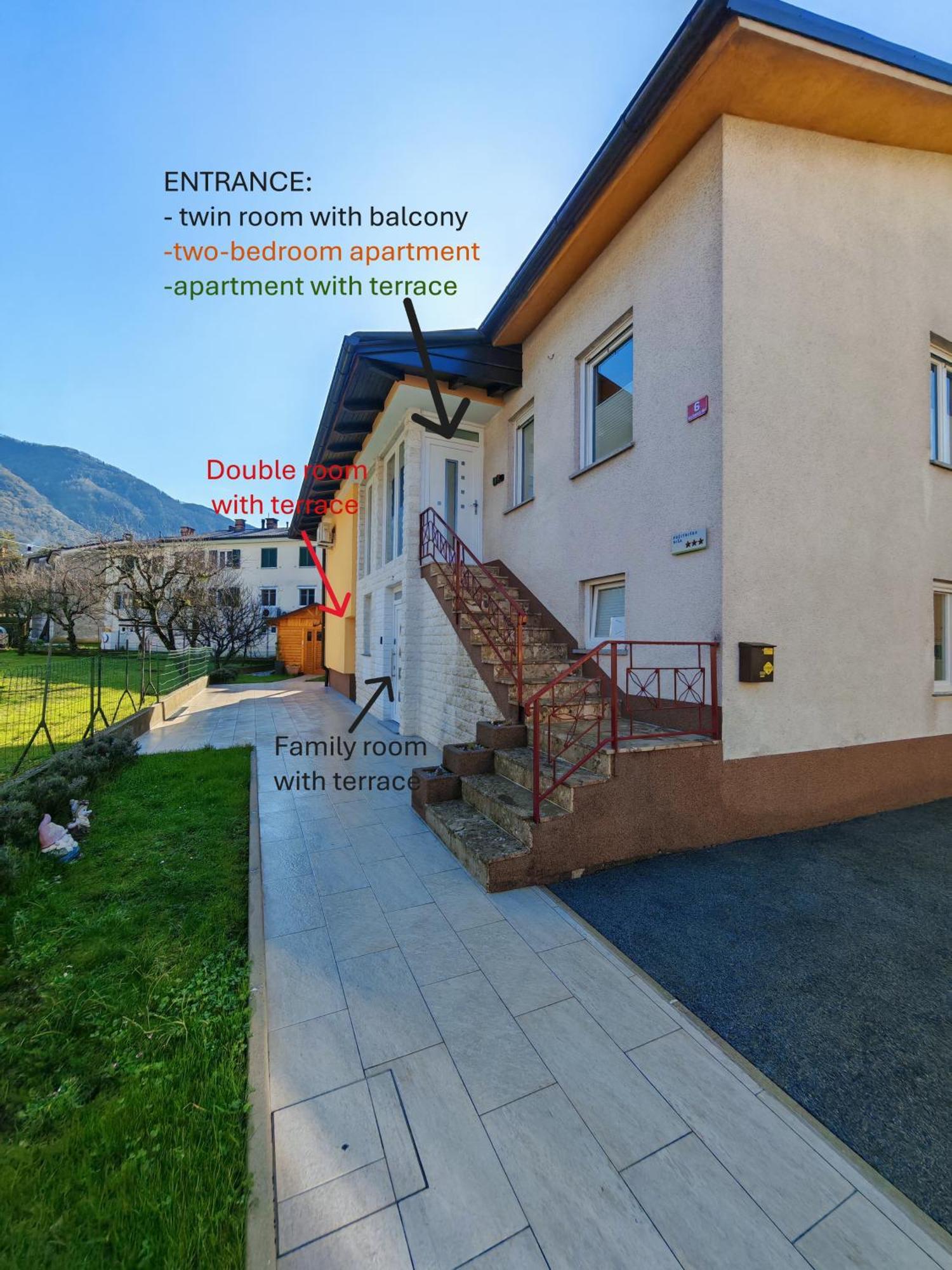 Apartment And Room Anica โทลมิน ภายนอก รูปภาพ
